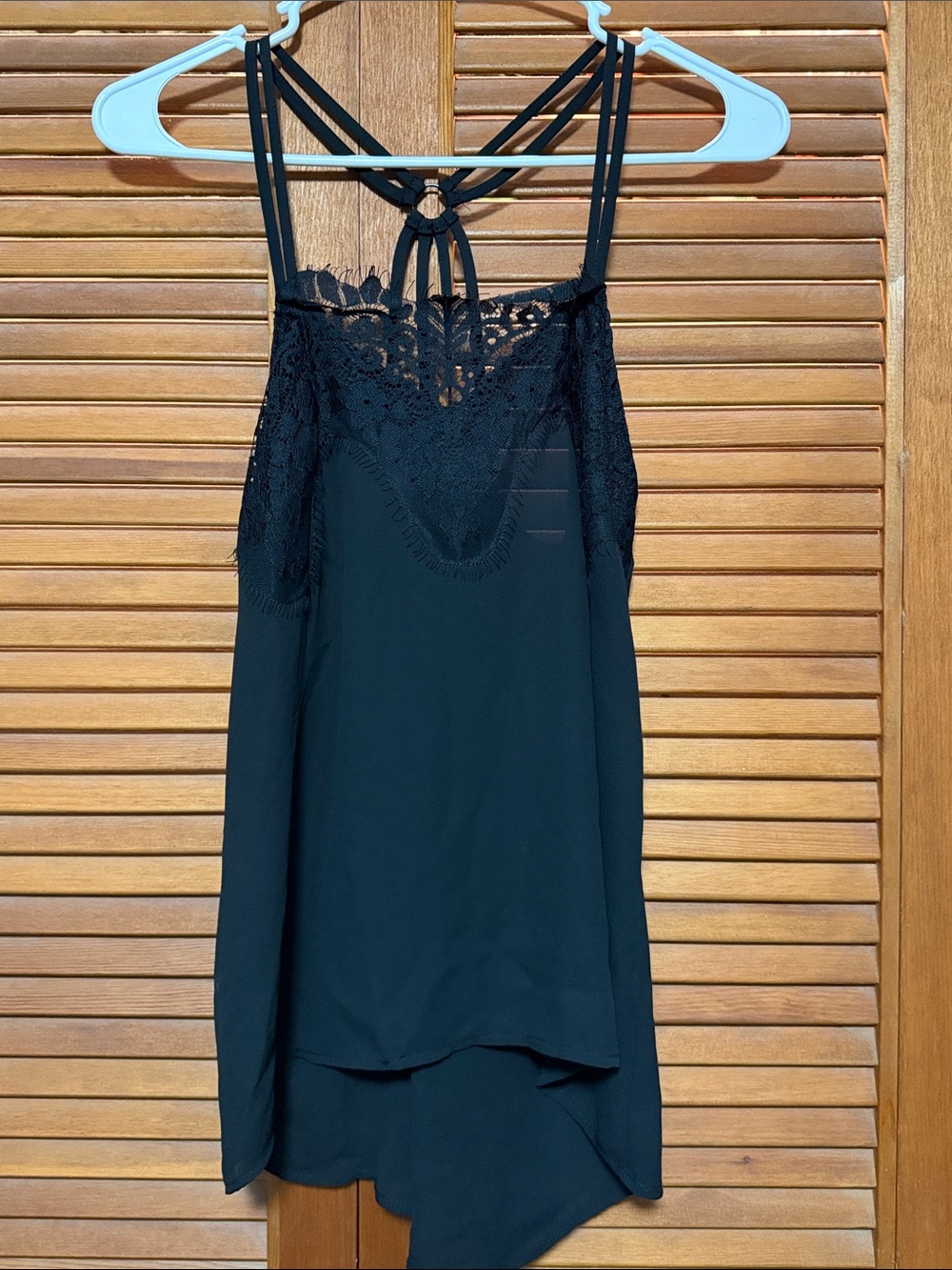 Daytrip Black Lace-Trim Strappy Camisole